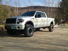 4"RC + AAL and 17x8.5 Method Double Standard wheels with 35/12.5/17 Nitto Ridge Grapplers