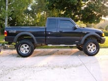 02 Ranger with 3&quot; PA body lift on 33s