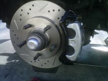 power stop drilled and slotted disc with Z16 ceramic pads