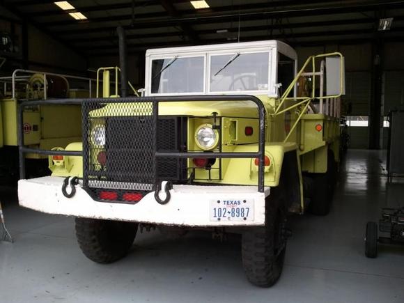 Brush 852
1973 M35A2 6X6
750 gallon tank, 250 gpm pump, class A foam
Dual 1.5" whiplines behind cab, 50' 1"   50' 3/4" reel
LED warning lights