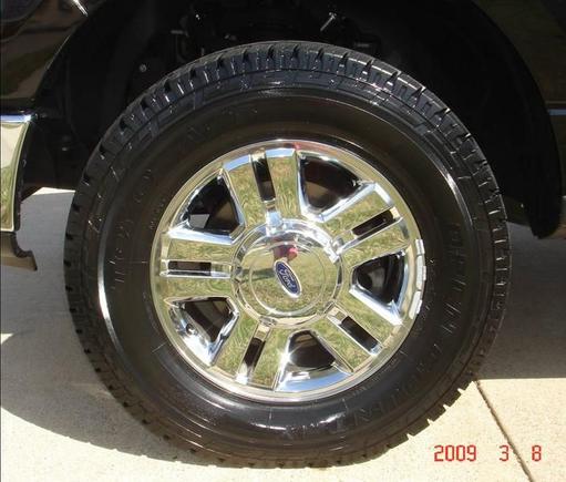 Toyo AT 285/65/18