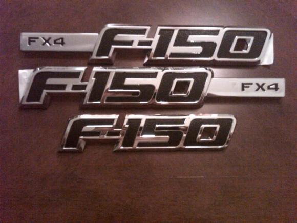 '09 badge