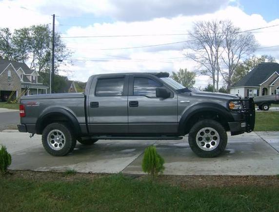 MY FAV PIC OF MY TRUCK