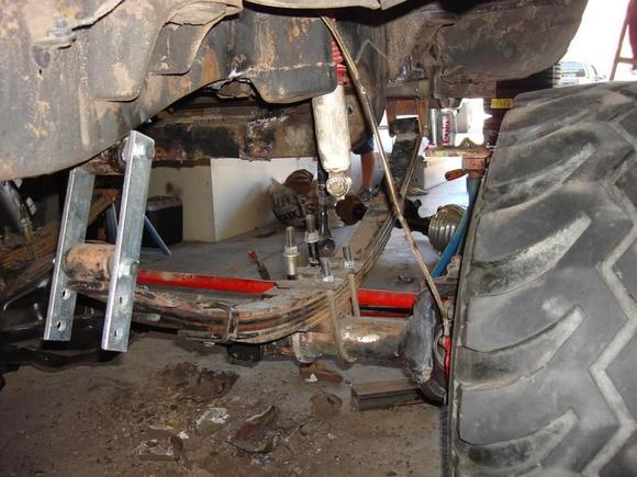 Front Leaf Spring Rear shackle
