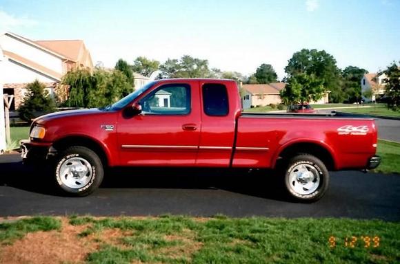 My 98 XLT.  5.4, 3.55 LS, 4x4 Off-Road, tow package.  A Friend of mine still has this one, it's pushing 170K miles now..
