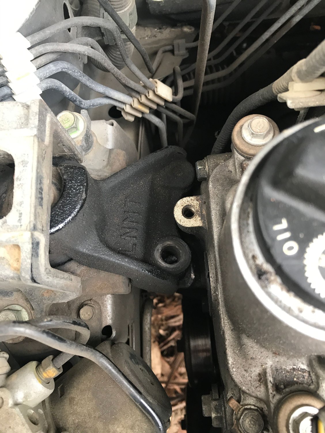 Engine mount flange bolt snapped Unofficial Honda FIT Forums