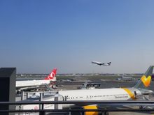 Lufthansa 747-8 taking off behind a Condor 757