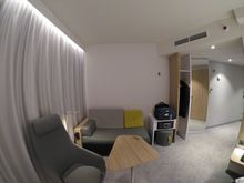 Holiday Inn Express Düsseldorf Hauptbahnhof - larger corner room