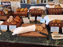 Executive lounge breakfaast