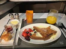 Crème brûlée French toast