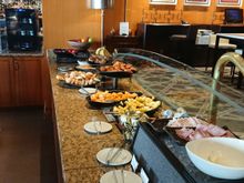 Clublounge buffet.