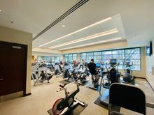 Small and basic fitness center for a hotel or this size. 