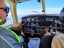 A look at the control panel in the Piper aircraft 