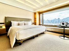 Middle floor