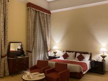 Luxury room with garden view