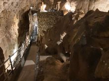 Underground steam grotto where the temp & humidity changed the deeper you went