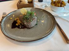 Beef Filet & Fried Potatoes with Bacon 