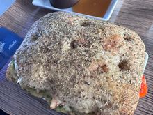 Pesto chicken sandwich was good, but difficult to eat due to size and it was falling apart. The brownie tart with caramel sauce was AMAZING! First time I’ve seen this in a first class flight- I created an account to post. Hopefully they continue. 