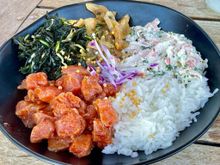 Hale Kai poke bowl