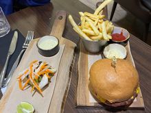 Crab cake and impossible burger 