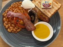 Full English breakfast w a proper mustard 