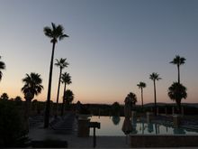 Infinity pool