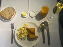 QF2 First - breakfast