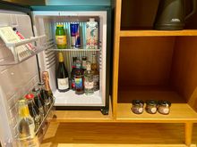 Minibar and coffee station 