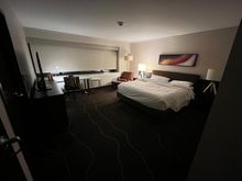 Bedroom (Mountain View)