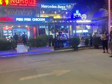 Mercedes Benz Cafe 