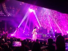 A sorta overall shot