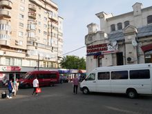 Minivan. Gara de autobus Iasi.