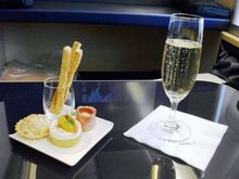 ANA SFO-NRT 22JAN12