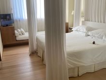 Room Pic 1