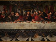 The Last supper by Juan de Sevilla Romero (1643 - 1695).
Notice there is no knife on his painting, as to da Vinci's, where there is.  