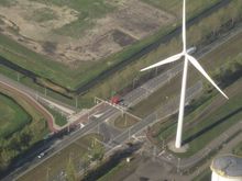Westerpoortweg, Kaapstadweg, wingy-thingy, Evos Amsterdam petroleum product storage.