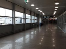 Coming into the arrivals hall...