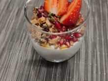 Yoghurt and fruit