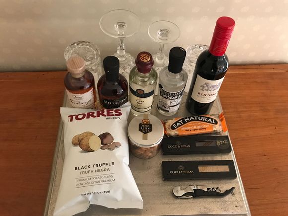 The other items part of mini bar presentation