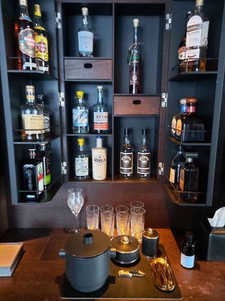 Honesty bar