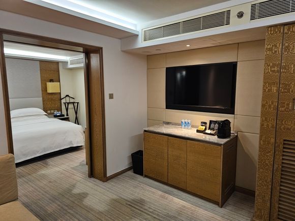 Lounge room