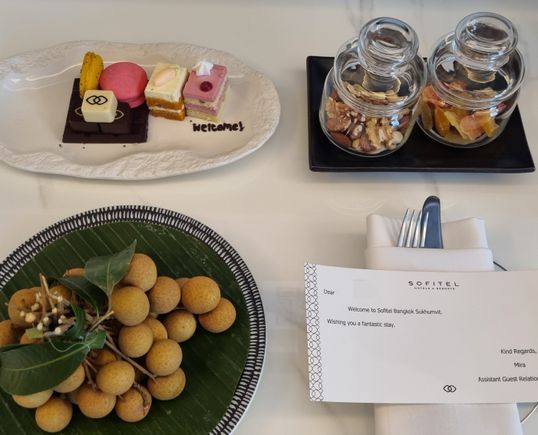 Diamond amenity (also, Junior Suite booked with SNUs upgraded to Prestige Suite) 