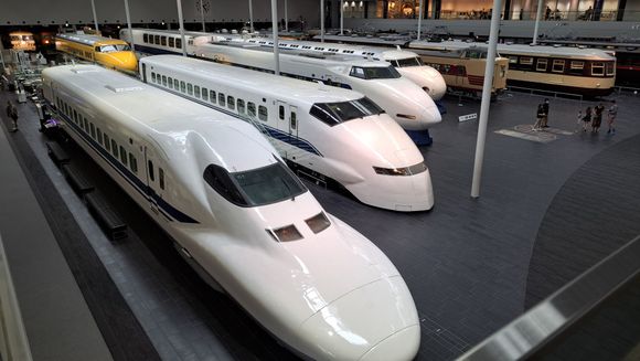 SCMaglev and Railway park main hall from 2nd floor walkway)