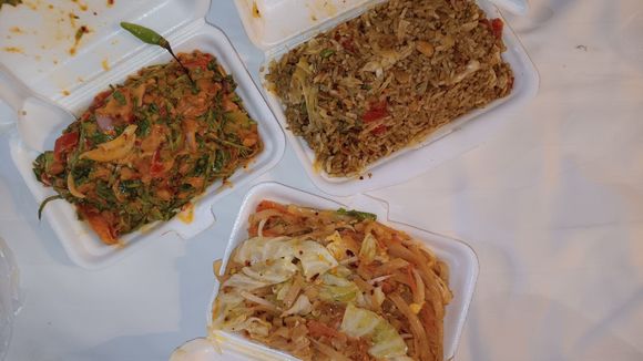 Tea leaf rice salad, pennywort salad, pad thai