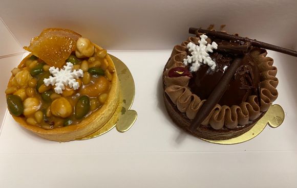 Caramel Mixed nuts and Black Forest tarts from Tarte