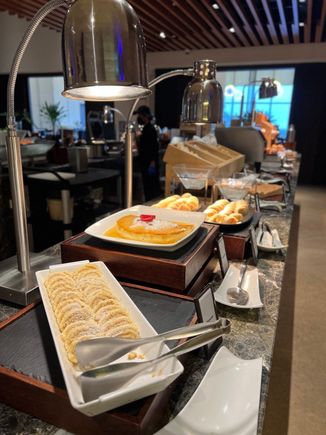 Olive Restaurant breakfast buffet