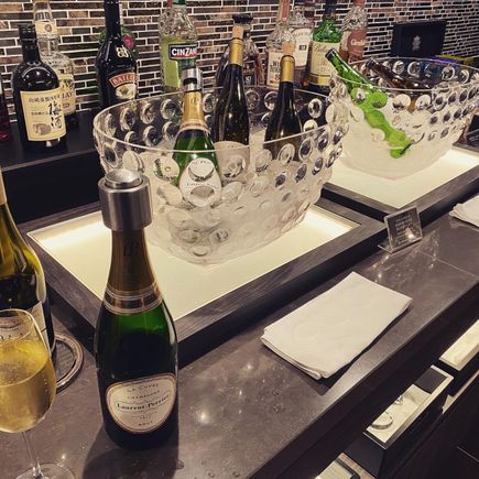 Second “hidden bar” further inside, with premium champagne 