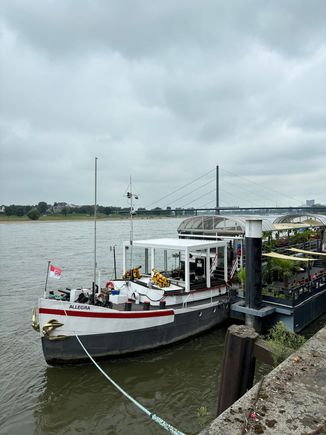 Overcast day by the Rhine