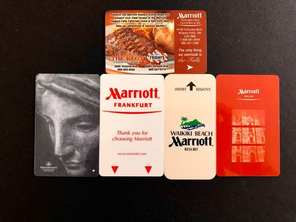 The Niagara Falls card is the first one I remember with a promo on it!