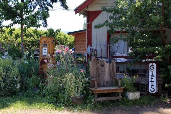 Draper Girls' Country Farm